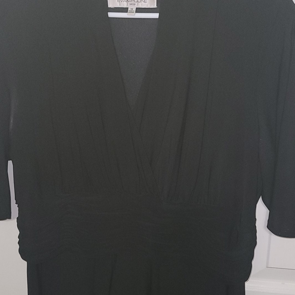 Dress - Picture 2 of 2